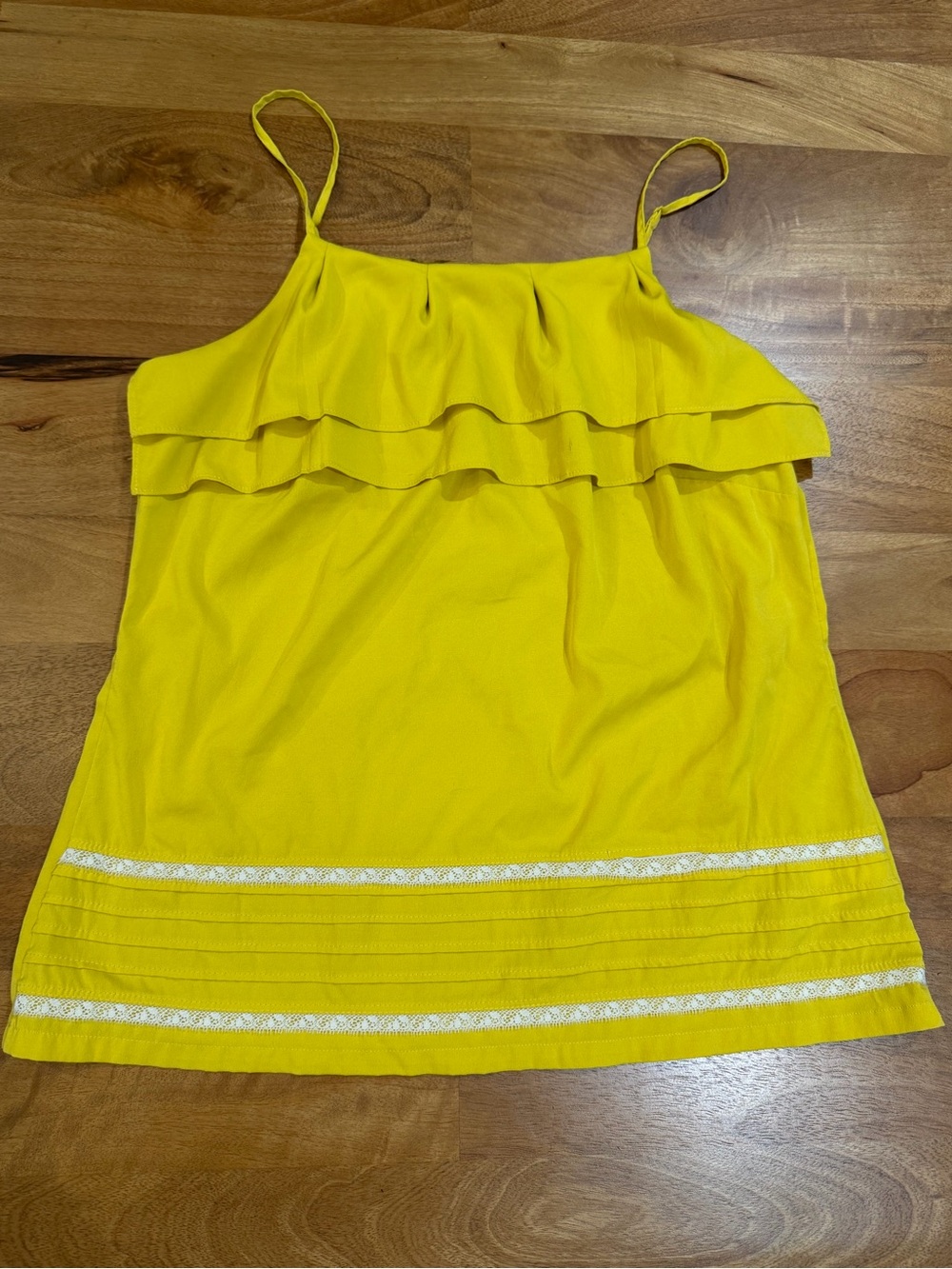 Banana Republic Yellow Ruffle Spaghetti-Strap Camisole w/ Lace Hem - Size 8
